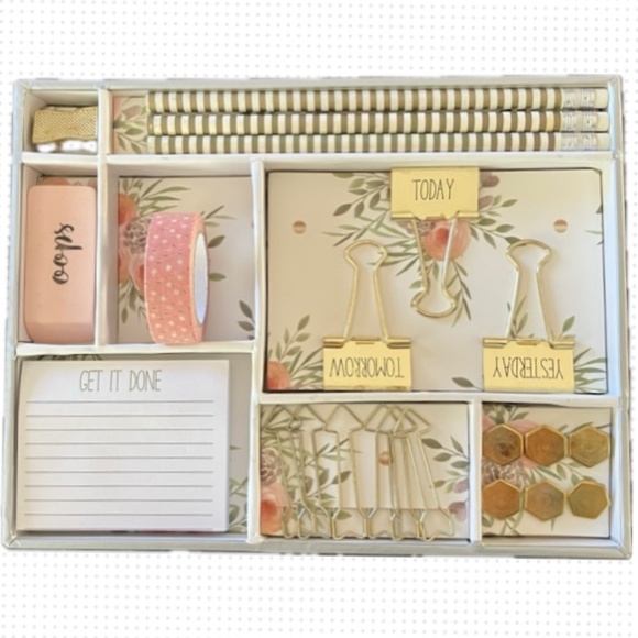 Stationary Set By Laura Ashley - Picture 7 of 7